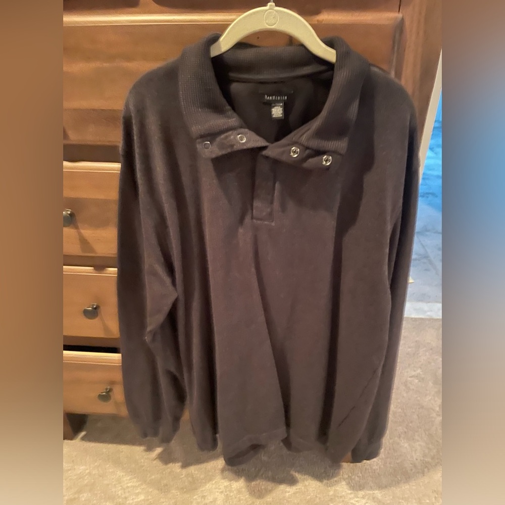NWOT Van Heusen dark gray shirt
